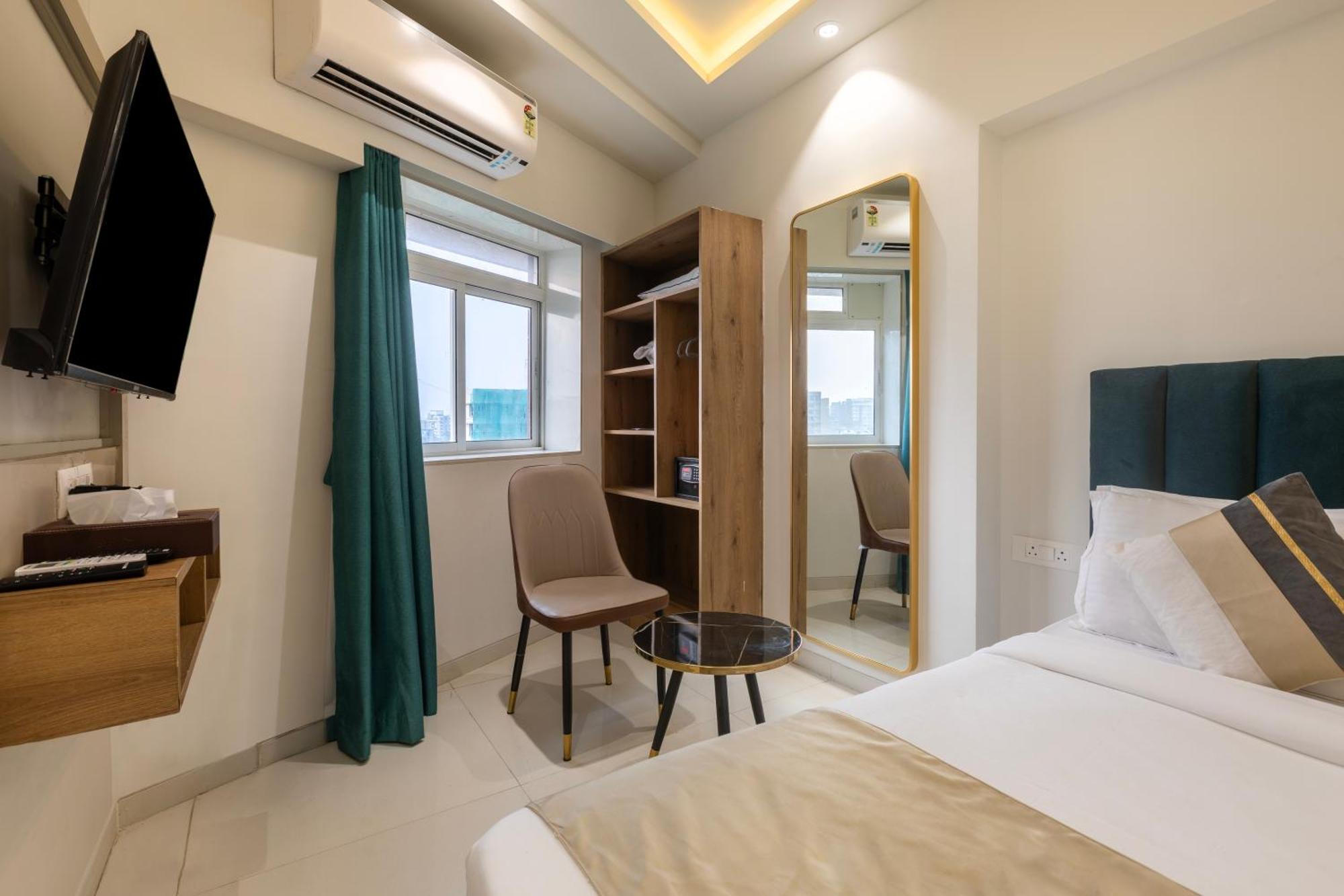 The Orion Premium Suites Mumbai Exterior photo