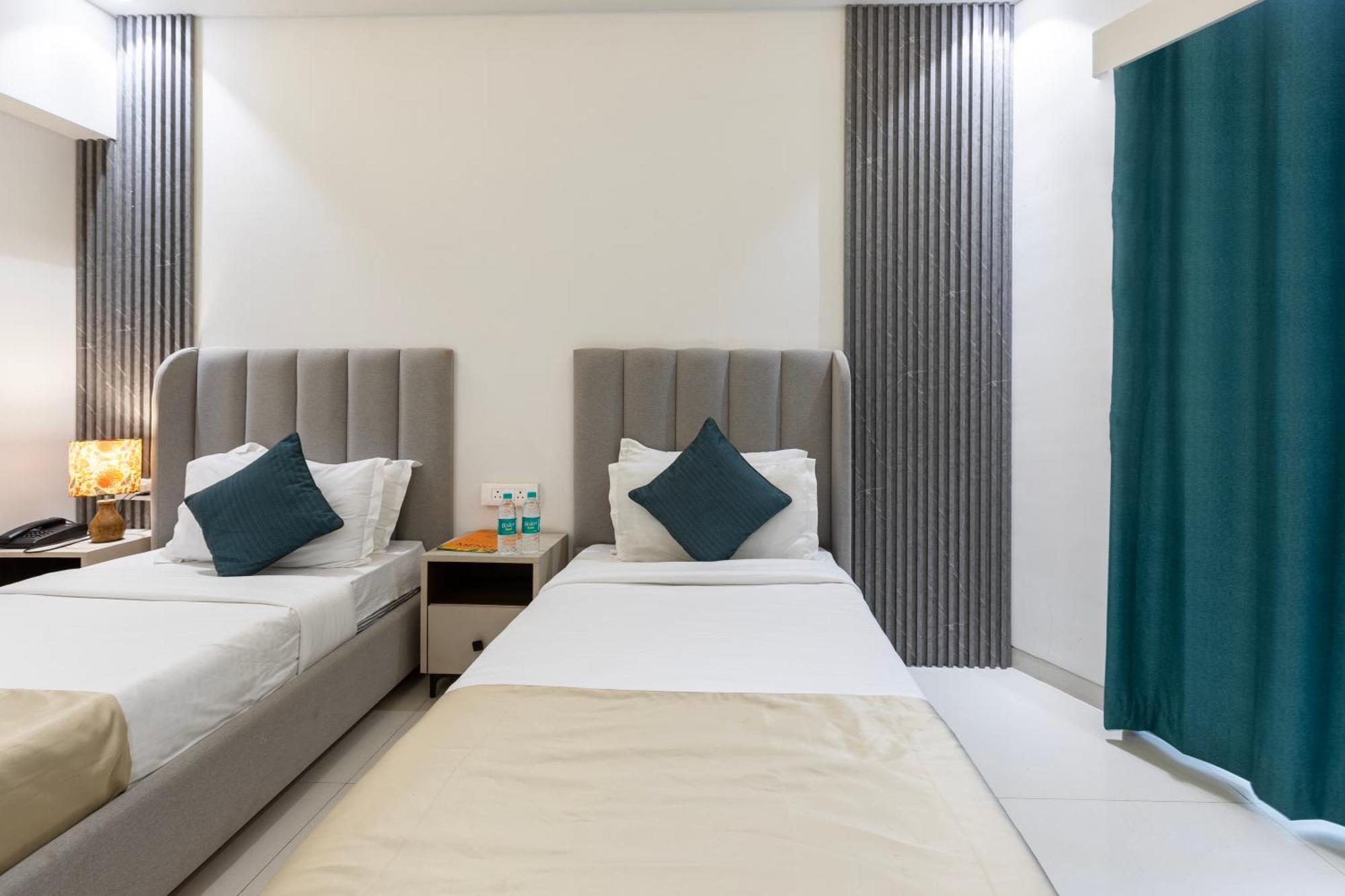 The Orion Premium Suites Mumbai Exterior photo
