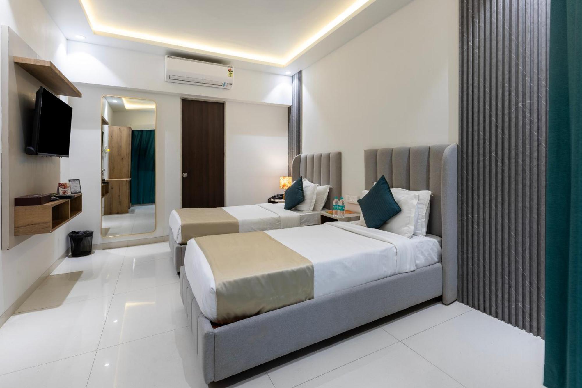 The Orion Premium Suites Mumbai Exterior photo