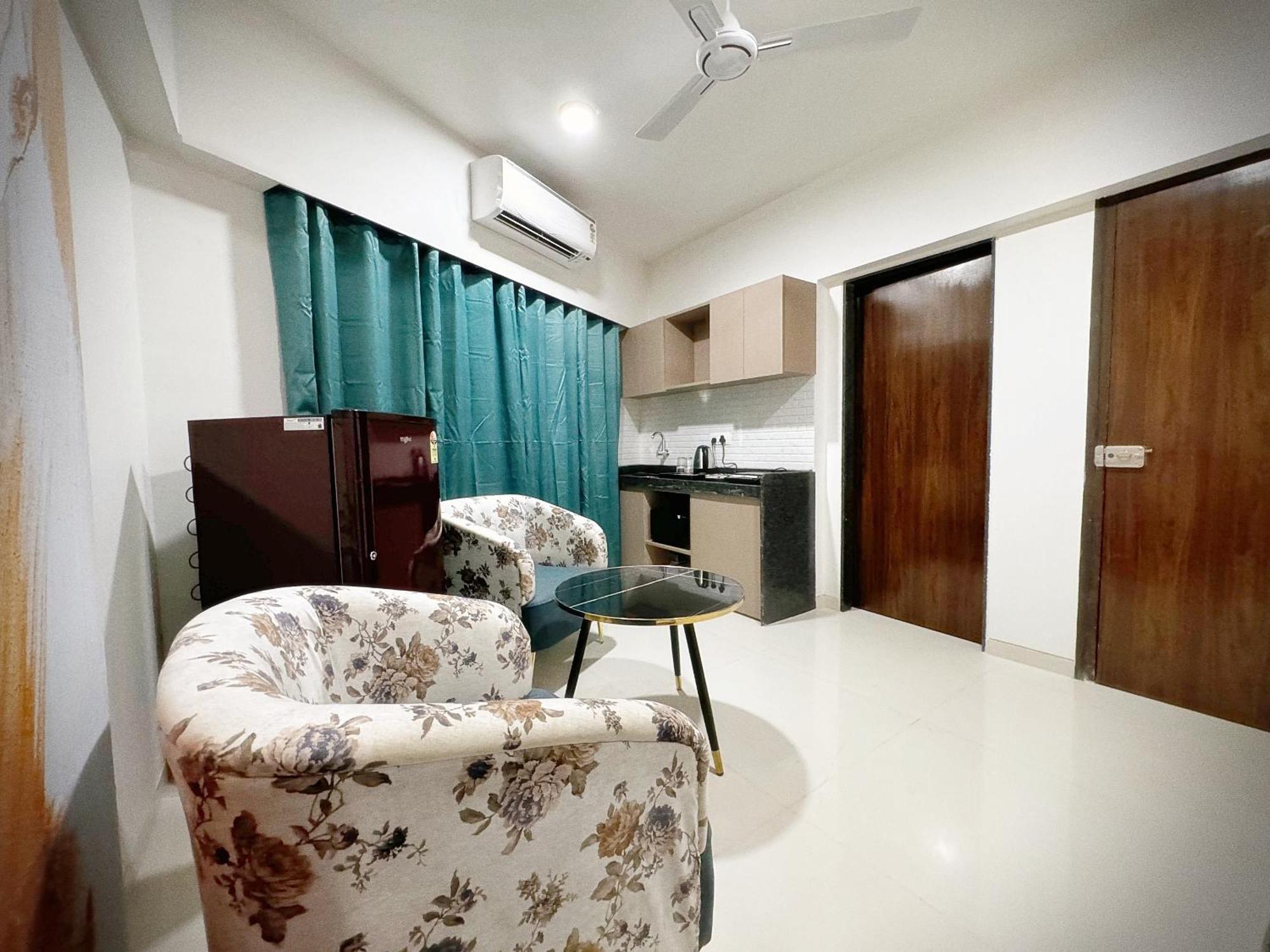 The Orion Premium Suites Mumbai Exterior photo