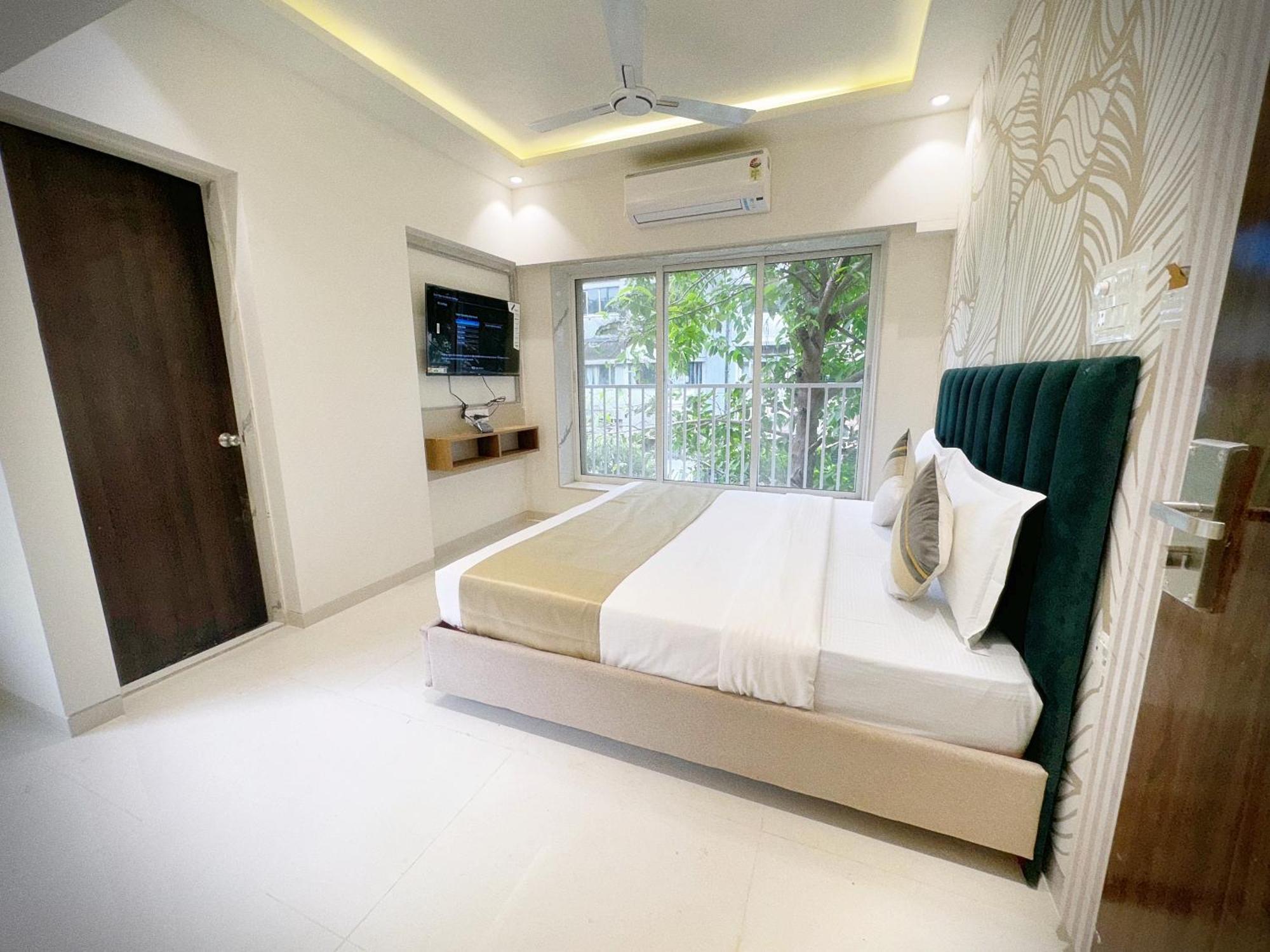 The Orion Premium Suites Mumbai Exterior photo